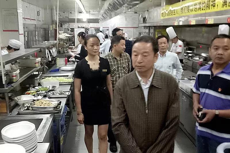 1538119765534205.jpg 1.jpg