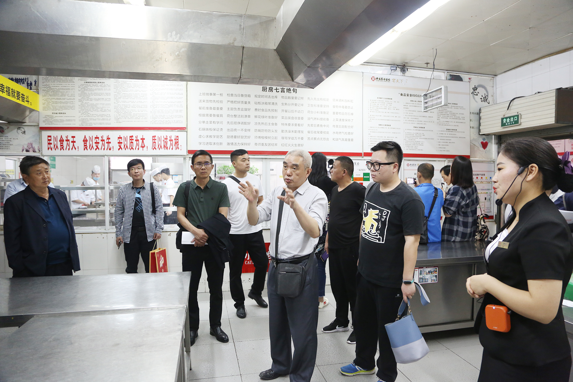 1564539384884163.jpg F82B0924缩.jpg