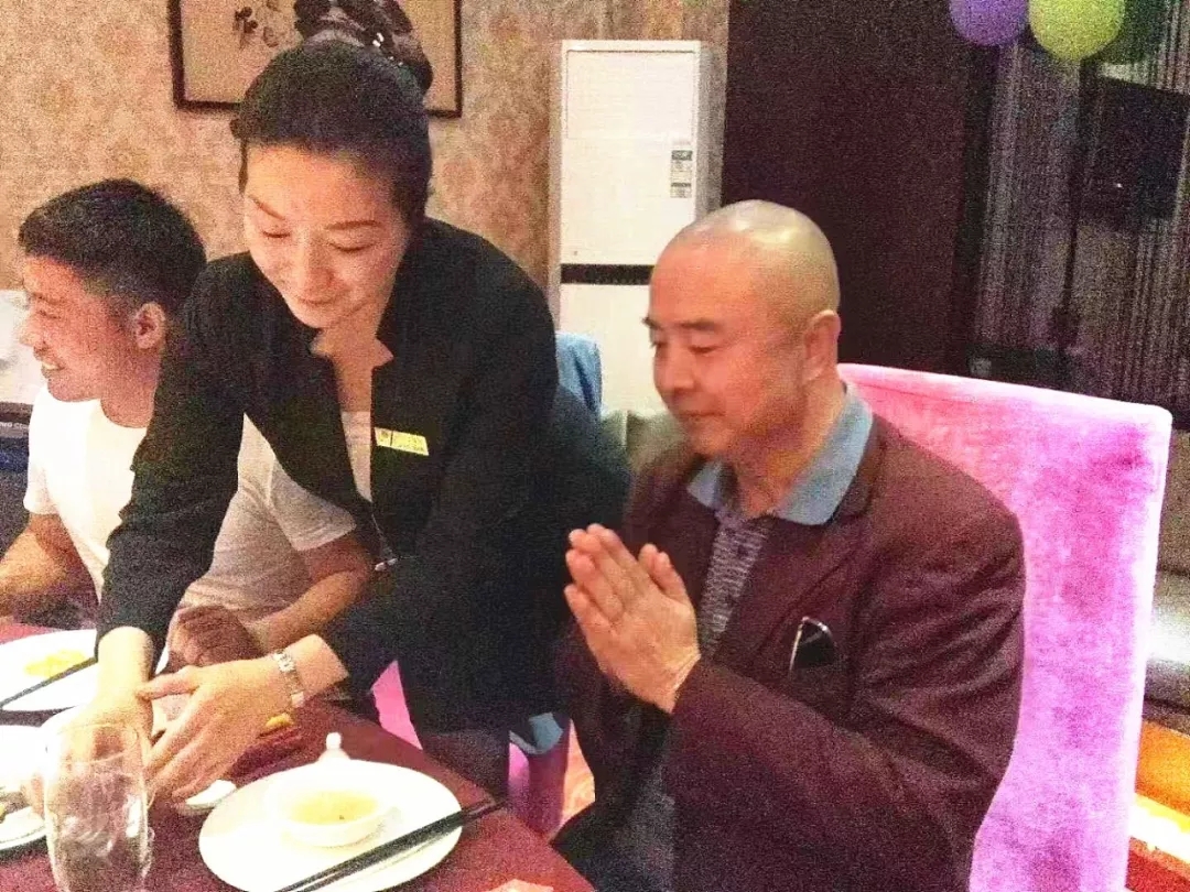 1571276456773614.jpg 2.webp.jpg