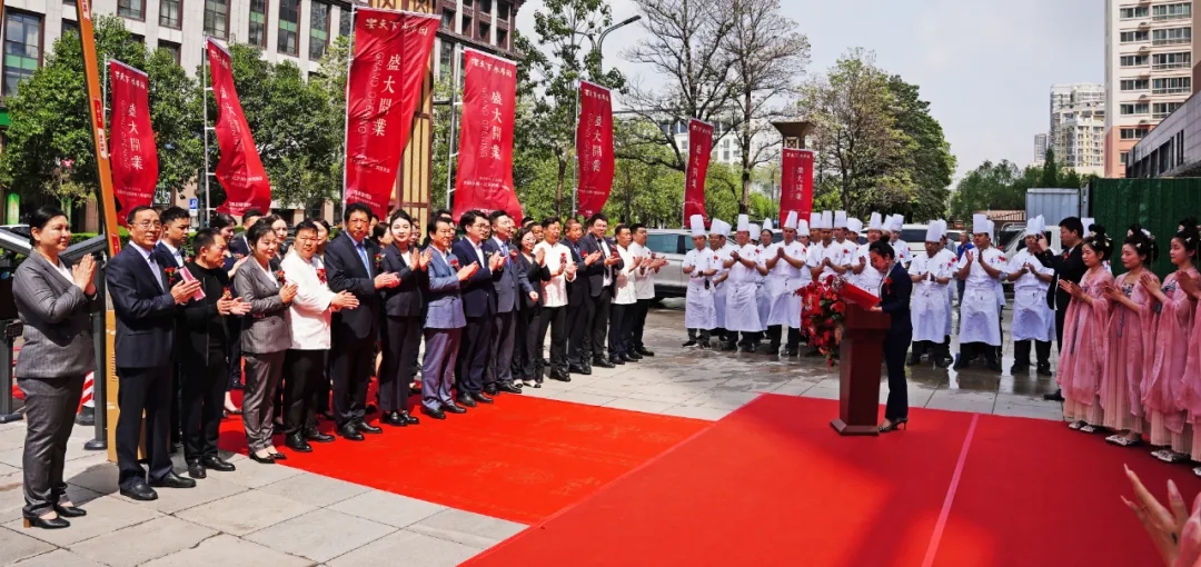 1713339659357176.jpg 640.webp (2).jpg