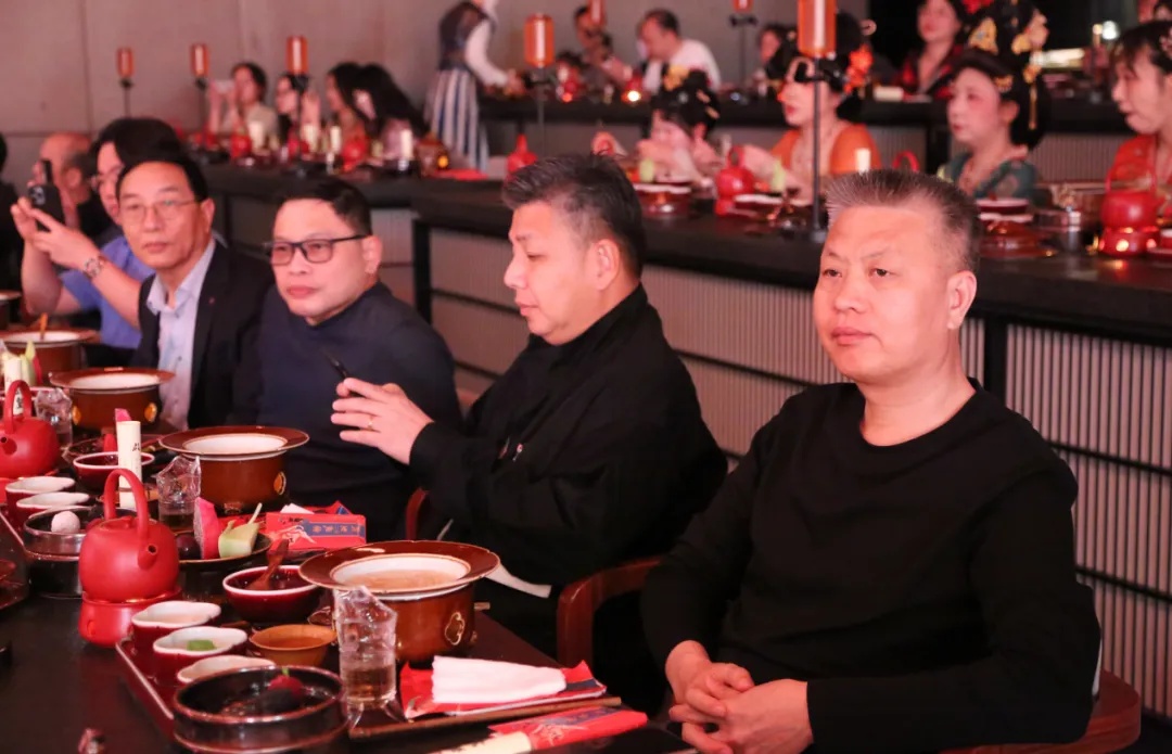 1748229580879578.jpg 640 (2).jpg